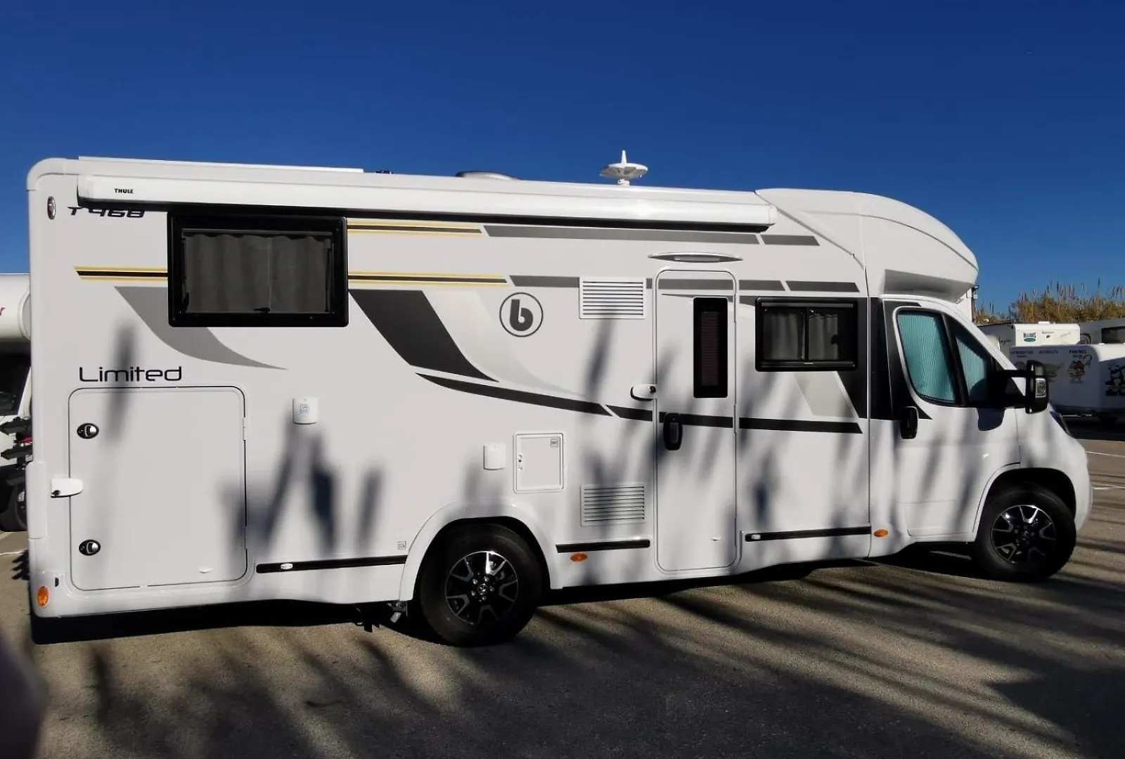 Campsite Autocaravana La Brujula Blanes